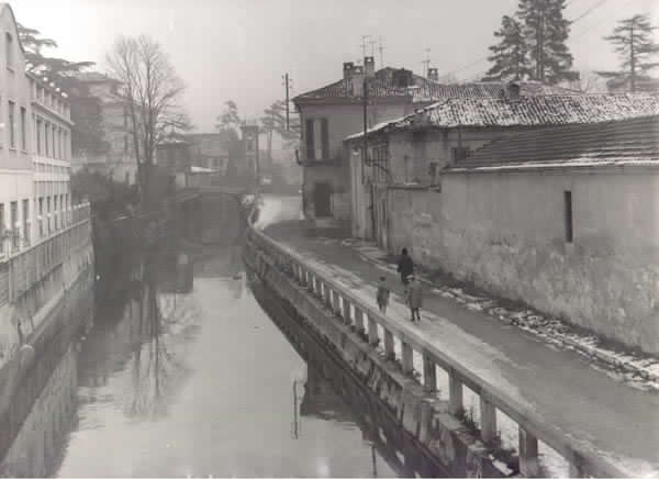 Alzaia Bertelli. Ponte vecchio